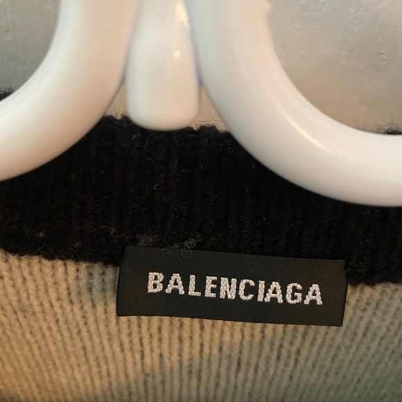 Balenciaga all over Logo Sweater - Men’s - Picture 3 of 5